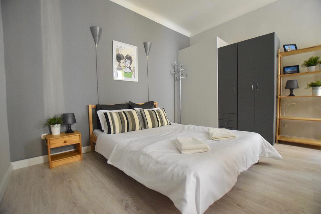 Budget Apartment By Hi5 - Oktober 6 Str 4 Budapest Exterior photo